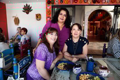 Nidia, Norma y Tamara.