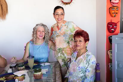 Mónica, Maru y Tere.