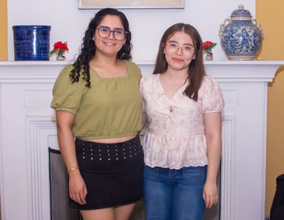 Viridiana Rodríguez y Cecilia Carlos.