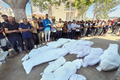 La guerra entre Israel y Hamás ha dejado más de 57 mil muertos en la Franja de Gaza, convirtiéndola en la más mortífera de la historia reciente de la región. Foto: EFE/ Ahmad Awad