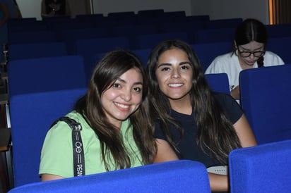 Judith Reyes y Laura de la Rosa.