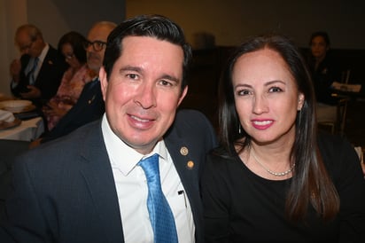 Érick Palacios y Karla Padilla.