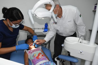 Consultas odontológicas en DIF Gómez Palacio.