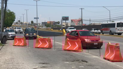 Cierran desnivel de Nudo Mixteco. EL SIGLO DE TORREÓN / Fernando Compean