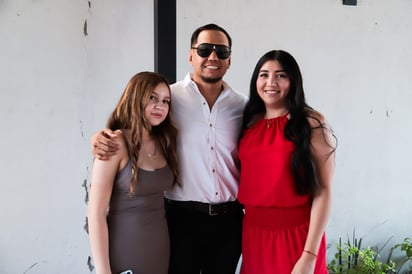 Franya, Ricardo y Fernanda.