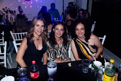 Maricarmen, Luzma y Priscila.