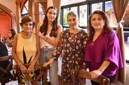 Patricia López, Caro Galván, Jacqueline López y Oralia Cervantes.