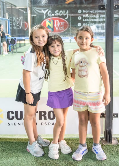 Katia Díaz, Abigail Fernández y Tahani Sotomayor.