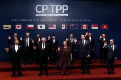 Firma del Tratado Integral y Progresista de Asociación Transpacífico en 2018, un acuerdo que diversifica las relaciones comerciales de México. Foto: AFP