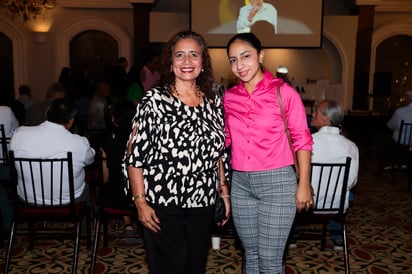 Laura Francisca Aguilar y María de los Ángeles Hernández.