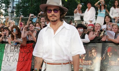 Johnny Depp durante la premier de Piratas del Caribe en Londres, Inglaterra 2006. Foto: especial