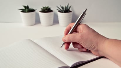 PENTEL BX420-C, el retráctil más destacado/ Especial