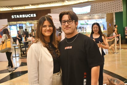 Ariana Barrón y Alejandro Robles.