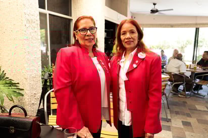 Violeta Jáquez y Magdalena Flores