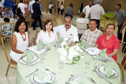 Chepis, Mayela, Fernando, Sergio y Luz Elena.