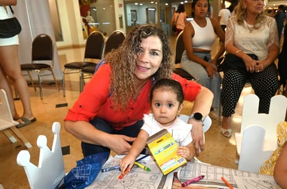 Rosy y Paulina Corazón.