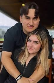 La relación de la influencer con el hijo menor de AMLO vuelve a poner en el debate la privacidad/ Especial