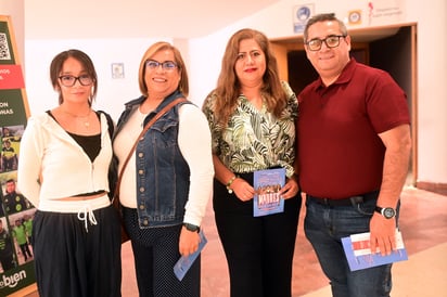 Macie, Hayde, Adrián y Juan Antonio.
