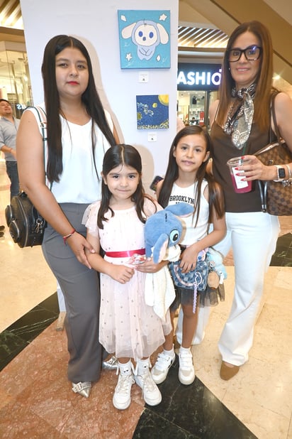 Alejandra, Mérida, Valentina y Raquel.