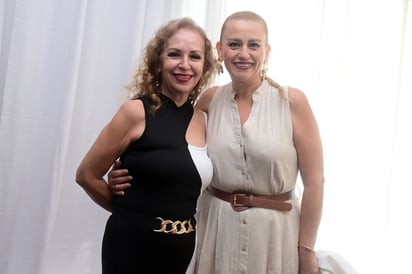 Ludivina Pérez y Verónica Pérez.