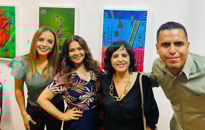 Mariana, Ofelia, Estela y Alfredo.