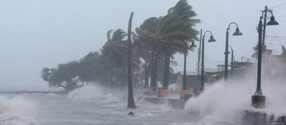 Lluvias intensas y vientos fuertes amenazan a México ante la formación de una tormentas tropical/ Especial