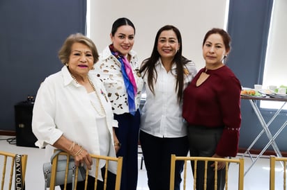 Alma, Cynthia, Diana y Gloria. 