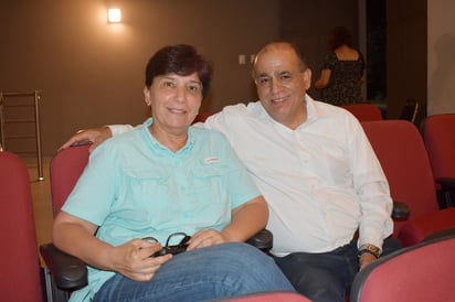 Elva González y Alberto López. 