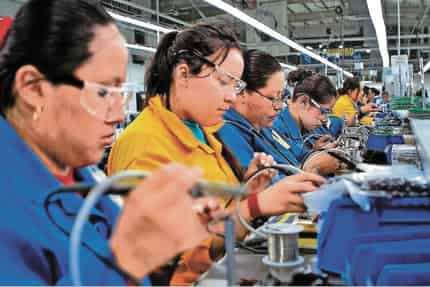 México experimentará recesión, se ve poco probable crisis económica: Análisis