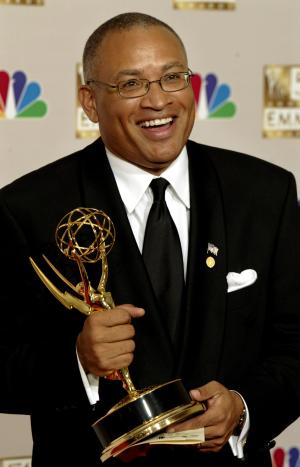 Larry Wilmore, ganador al mejor guión de comedia por