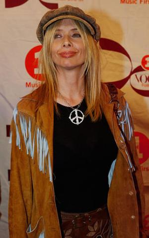 Rossana Arquette a su llegada a la entrega de Premios lo mejor de la moda Vogue