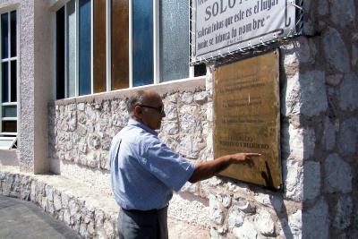 Pero la idea del Padre Rodríguez va má allá. Con  motivo del acontecimiento histórico del cambio de milenio hará coincidir la inauguración de otros dos proyectos que tiene en mente: la Capilla de Juan Diego y la Pirámide de los Irritilas