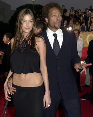 El actor del programa 'CSI: Crime Scene Investigation,' Gary Dourdan llegó acompañado por Lisa Snowden.