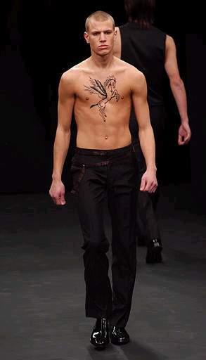 Moda otoño-invierno para hombre 2003 de 'Jil Sander '