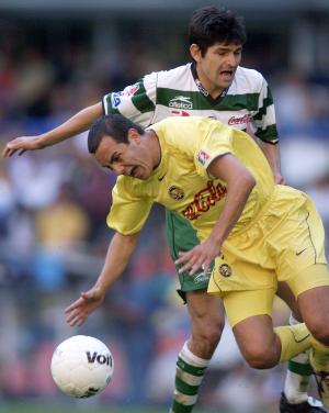 Hugo Norberto “El Misionero” Castillo disparó al 76’ con potencia de pie izquierdo en el borde del área, su obús fue rechazado por Adrián Martínez, el balón quedó a la deriva y Denis Caniza se encargó de despejar el peligro.