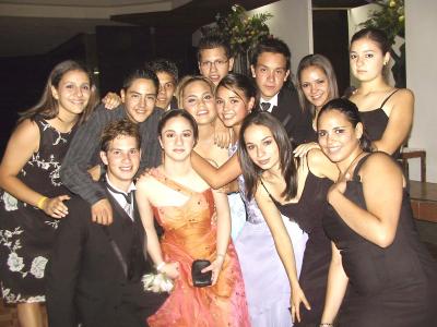 Ve las imágenes del baile de debutantes del Campestre