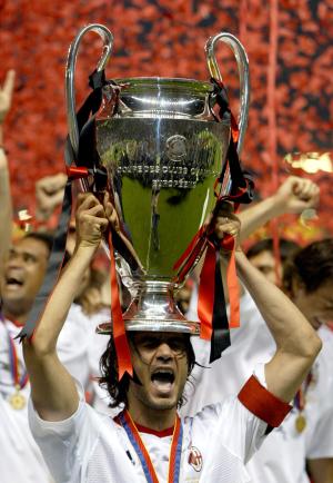 Mientras que esta derrota significa la tercera consecutiva que sufre la Juventus en una final de Liga de Campeones, en 1997 cayó ante Borussia Dortmund de Alemania, y un año después fue derrotado por Real Madrid por la mínima diferencia.