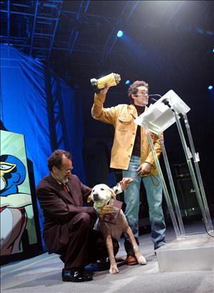 La categoría que causó más expectativa fue la de el Mejor Bichir en sus películas, galardón dedicado a los hermanos Bruno, Demián y Alejandro Bichir, iconos del cine y el teatro mexicano, que finalmente se llevó Demián por su actuación en 'Bendito Infierno' (Sin noticias de Dios). 


En esta película, del español Agustín Díaz Yanes, Demián Bichir actuó junto a las españolas Penélope Cruz y Victoria Abril.