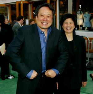La premiere de la película 'The Hulk' basada en el cómic del mismo nombre, se realizó en Los Angeles, a la cual asistieron el director Ang Lee y el reparto del filme.