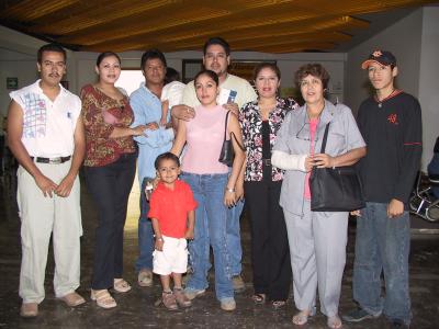 Alejandro Perales viajó a Mérida para tratar asuntos de trabajo ferroviario, lo despidieron las familias Perales Juárez y Gómez Carrillo.