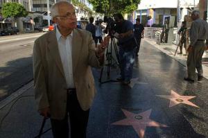Era el comediante más galardonado de la nación y un multimillonario. Se destacó en multitud de géneros del espectáculo -teatro, radio, televisión, cine- pero especialmente en una serie de películas sobre viajes con su amigo Bing Crosby.