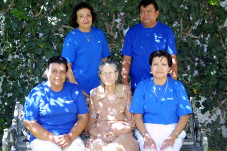 Doña Lidia Delgado viuda de Martínez festejó su cumpleaños número 91 al lado de familiares y amistades.