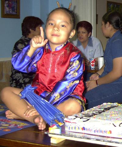  10 al 11 de agosto 
 Una fiesta al estilo japonés fue ofrecida en honor de la pequeña Daniela quien cumplió cuatro años de edad.