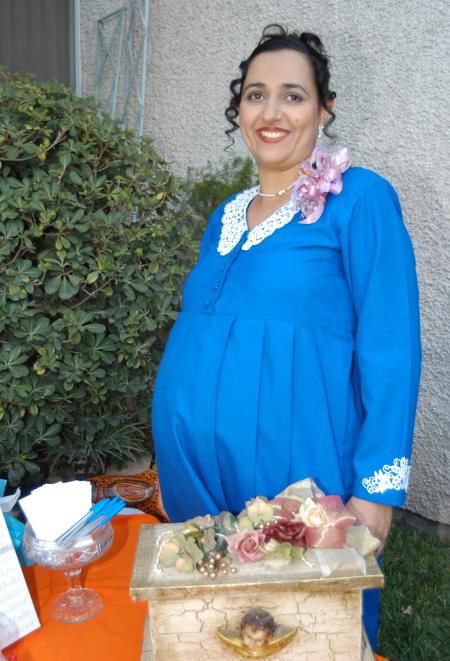 Maribel Zarzar Charur fue captada en la fiesta de canastilla que le ofrecieron, con motivo del cercano nacimiento de su bebé.