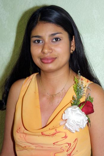  17 y  18 de  agosto 
Una fiesta de despedida fue ofrecida en honor de Liliana Hernández del Valle por su boda con Omar Saucedo Romero.