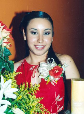 Señorita Elba Edith Tamírez Cárdenas en la fiesta de despedida que le ofrecieron en días pasados.