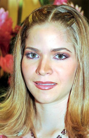 Una primera despedida de soltera le ofrecieron a la señorita Ana Sofía González Salazar con motivo de su próxima boda con Jesús Ortuño Garza.