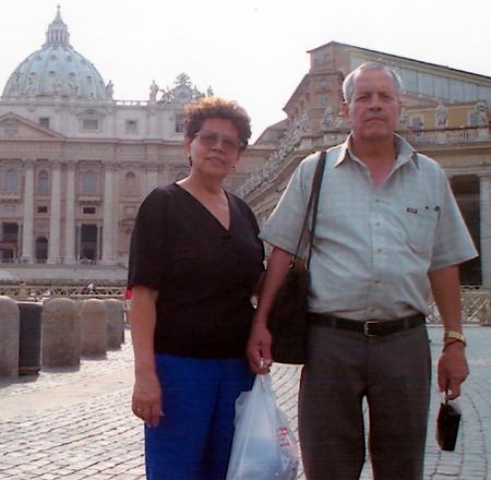Miguel Ángel Guerrero y Esperanza Valdez de Guerrero realizaron un viaje de placer por el continente europeo.
