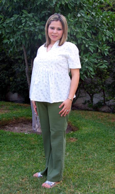 Nuria Carlos de Martínez fue festejada con un convivio preparado por su mamá, Cristina de Carlos y sus tías Lucero de Carlos, Celia Carlos, Paty Carlos y Piry de Carlos por el cercano nacimiento de su bebé.