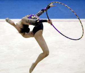 Megan Hui de Canadá durante su participación en el All Around individual.